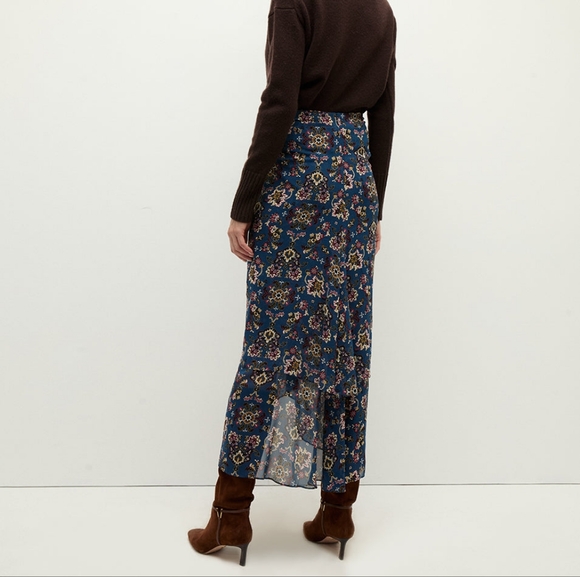 Veronica Beard Sira Ruched Silk Skirt - Picture 4 of 7